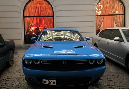Dodge Challenger